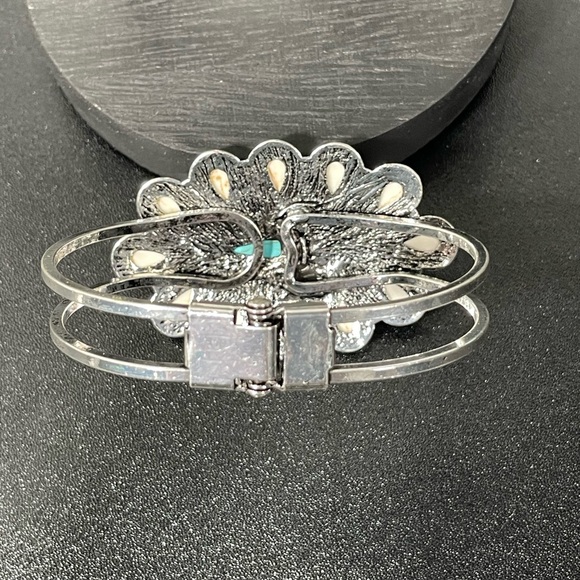 Navajo/Western Turquoise Flower Bracelet - Picture 9 of 9